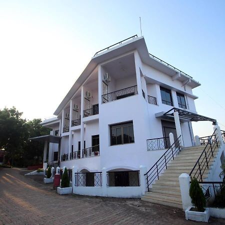 Mpt Maikal Resort, Bargi Buitenkant foto